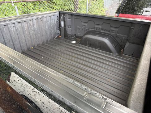 Used 2019 Chevrolet Silverado 1500 LT Trail Boss AWD/4WD image 4