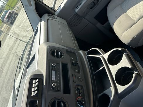 Used 2024 Ford E-450 and Econoline 450 Super Duty w/ Interior Upgrade Package image 13