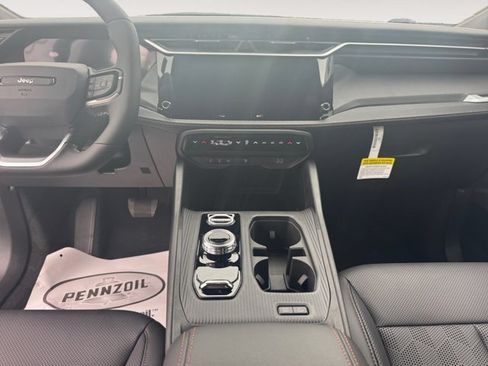 New 2026 Jeep Cherokee Overland AWD/4WD image 11