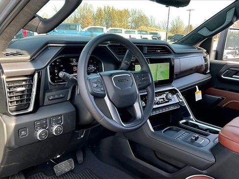 New 2026 GMC Sierra 3500 Denali Ultimate w/ LPO, Black Badging Package image 6