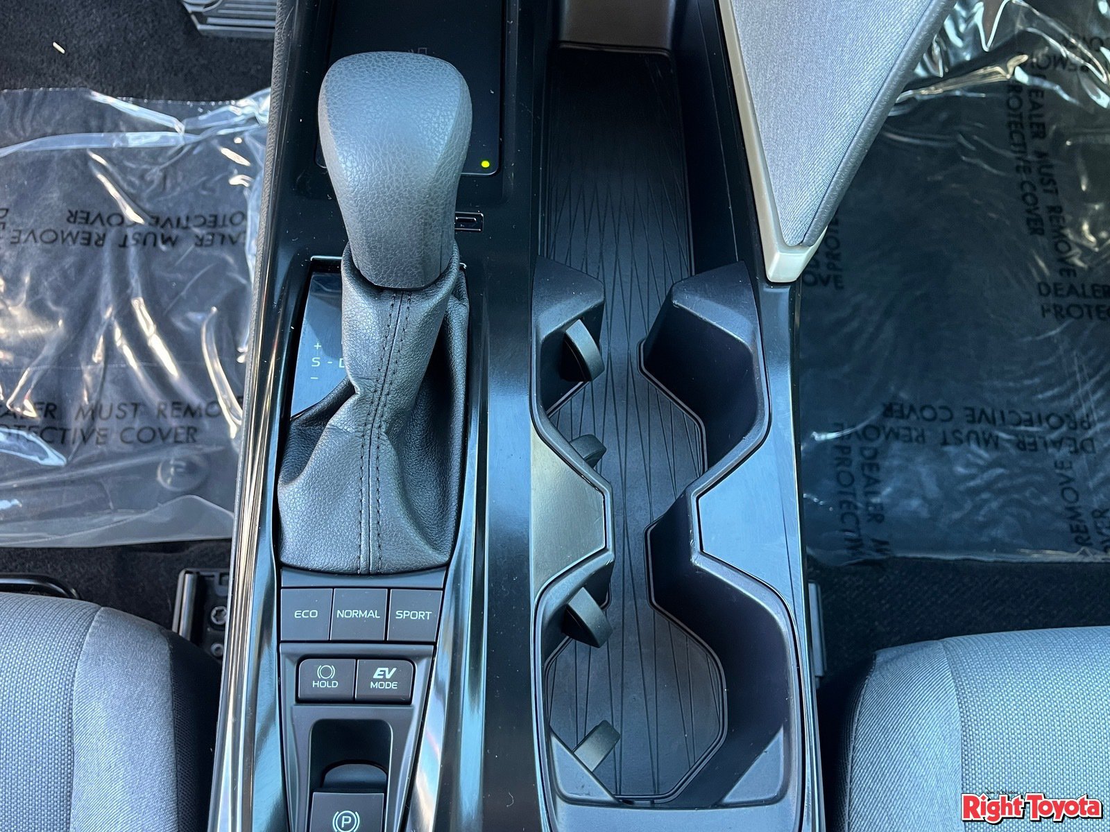 Certified 2025 Toyota Camry LE FWD image 31