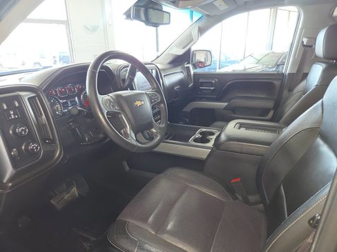 Used 2017 Chevrolet Silverado 1500 LTZ Z71 w/ LTZ Plus Package AWD/4WD image 17