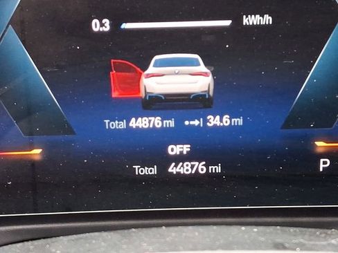 Used 2023 BMW i4 eDrive35 w/ Premium Package image 26