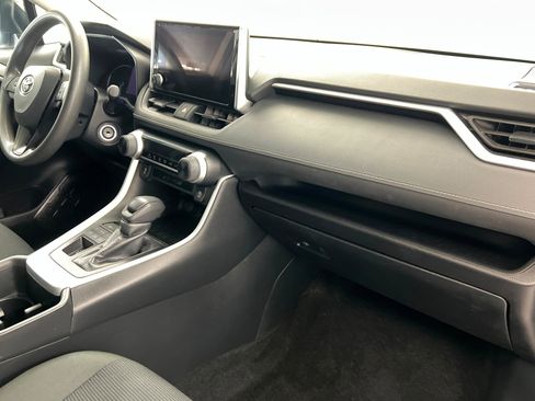 Used 2024 Toyota RAV4 LE image 25