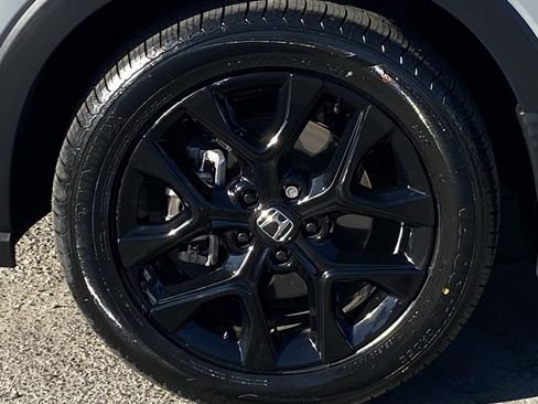 Used 2024 Honda HR-V Sport image 8