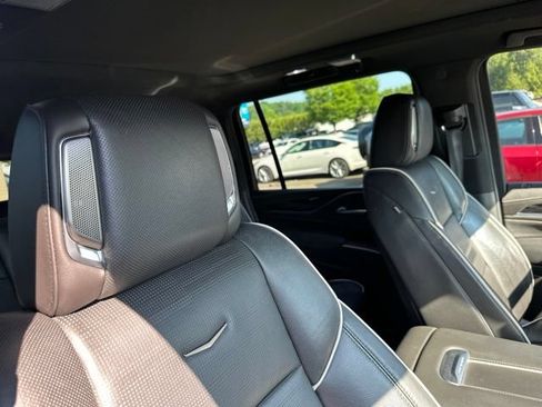 Used 2023 Cadillac Escalade ESV Sport w/ Touring Package AWD/4WD image 20