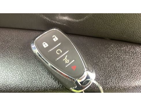 Used 2023 Chevrolet Traverse LT AWD/4WD image 21