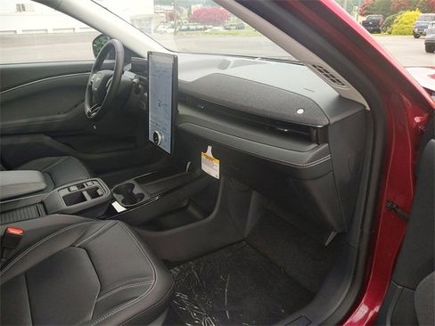 New 2025 Ford Mustang Mach-E Premium image 38