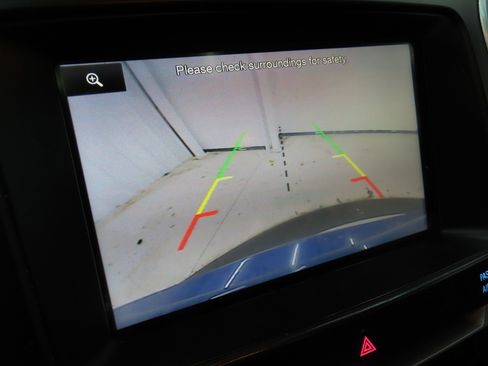 Used 2015 Ford Explorer Limited w/ Equipment Group 302A FWD image 18