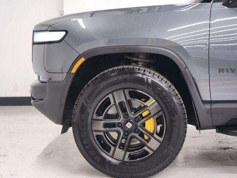 Used 2023 Rivian R1T Adventure image 49