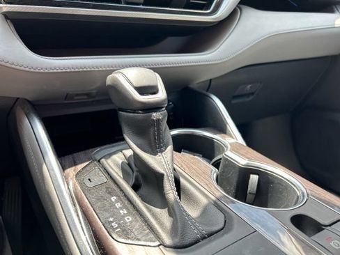 Used 2022 Toyota Highlander Platinum AWD/4WD image 50