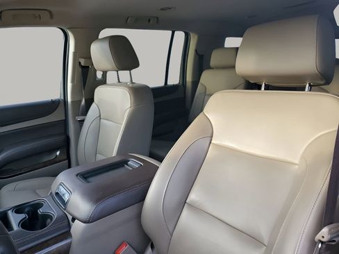 Used 2020 Chevrolet Suburban LT w/ Max Trailering Package image 31