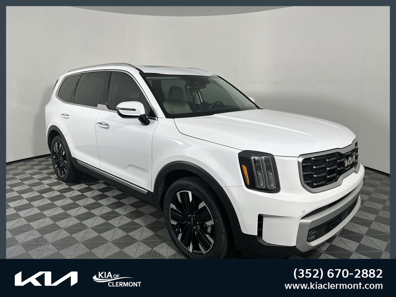 Certified 2024 Kia Telluride SX FWD image 1