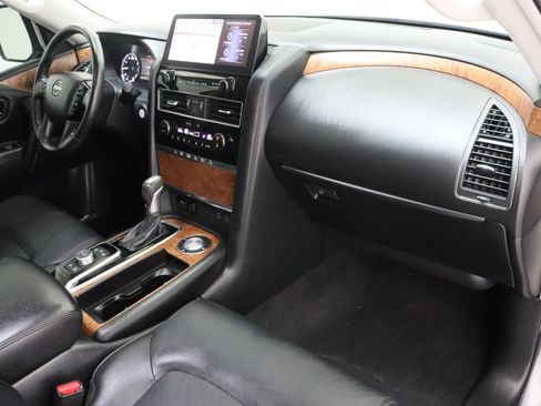 Used 2021 Nissan Armada SL w/ Captain's Chairs Package RWD image 42