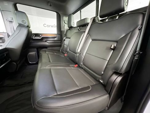Used 2025 GMC Sierra 3500 Denali AWD/4WD image 26