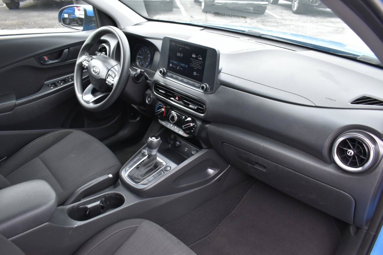 Used 2022 Hyundai Kona SEL w/ Cargo Package FWD image 13