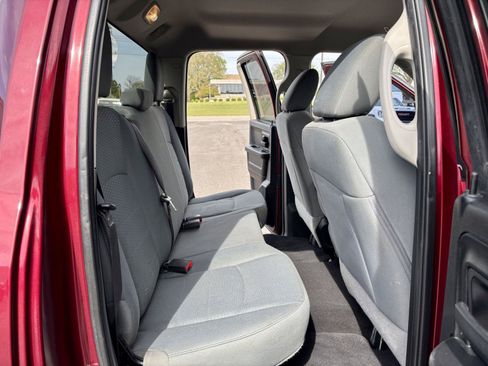 Used 2019 RAM 1500 Express w/ Express Value Package AWD/4WD image 22