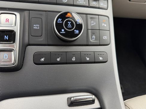 Used 2024 Hyundai Palisade Limited image 27