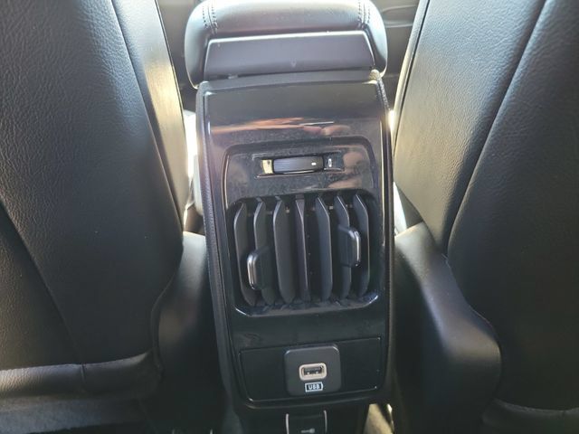 Used 2023 Jeep Compass Limited AWD/4WD image 12