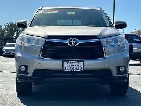 Used 2014 Toyota Highlander XLE image 9