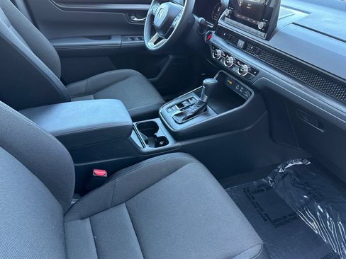 Used 2025 Honda CR-V EX image 17