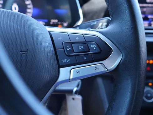 Used 2024 Volkswagen Jetta Sport image 14