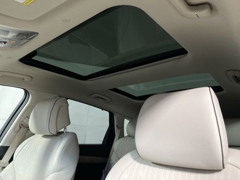 Used 2022 Genesis GV80 2.5T w/ Prestige Package 04 image 24