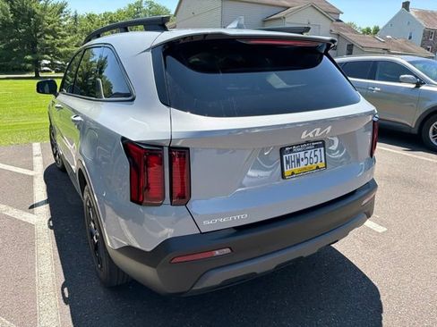 Used 2023 Kia Sorento S w/ Panoramic Sunroof Package AWD/4WD image 7