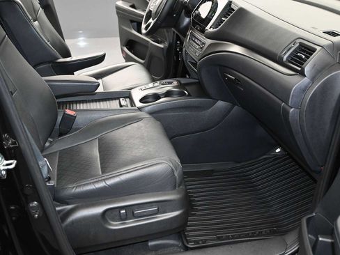 Used 2019 Honda Passport EX-L image 16