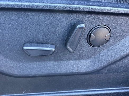 Used 2022 Ford F150 XLT w/ Equipment Group 302A High image 11