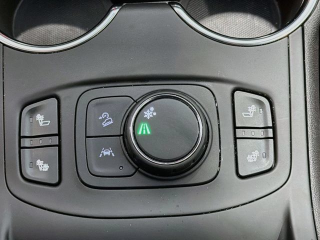 Used 2024 GMC Terrain SLT FWD image 18