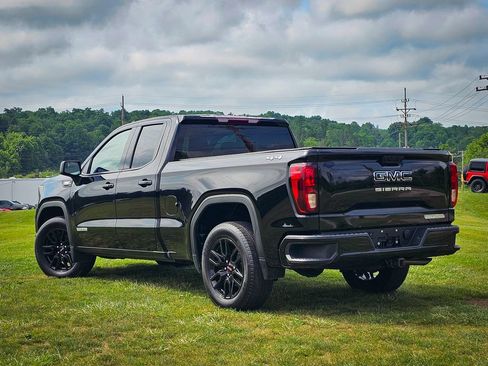 Used 2023 GMC Sierra 1500 Elevation AWD/4WD image 7