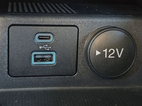 Used 2022 Ford Escape SE image 14