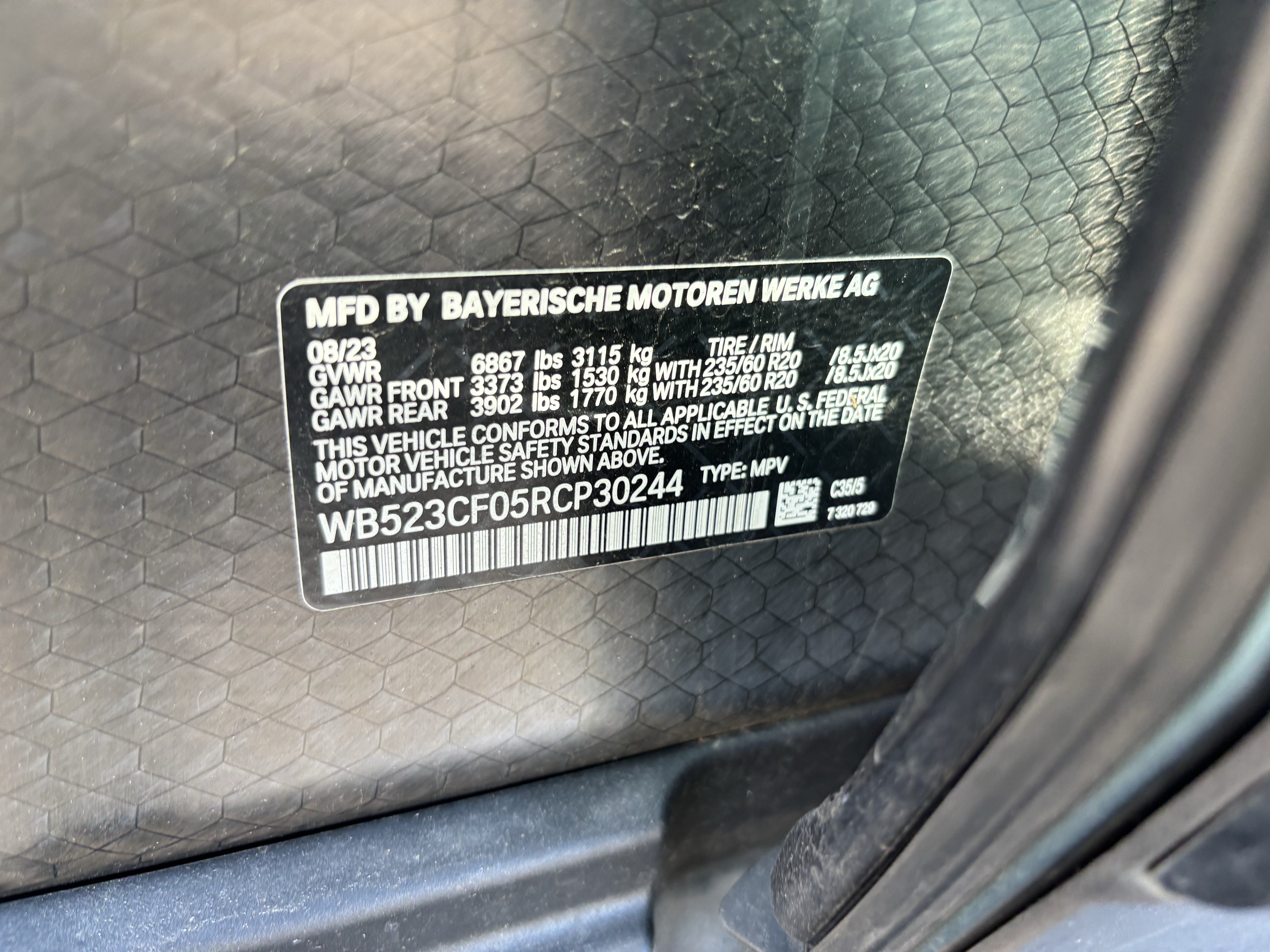 Certified 2024 BMW iX xDrive50 w/ Premium Package AWD/4WD image 38