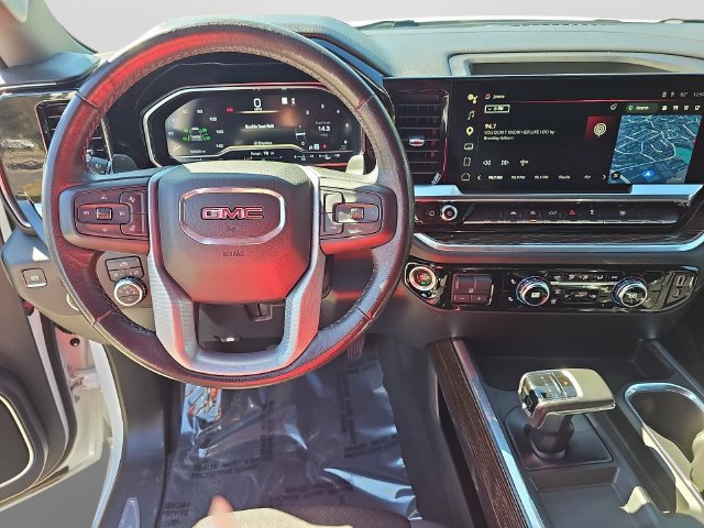 Used 2022 GMC Sierra 1500 Elevation w/ LPO, Elevation Black Package AWD/4WD image 17