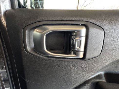 New 2026 Jeep Gladiator Sport AWD/4WD image 31