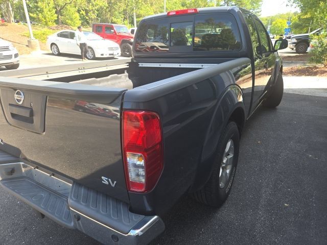 Used 2013 Nissan Frontier SV w/ SV Value Truck Pkg RWD image 5