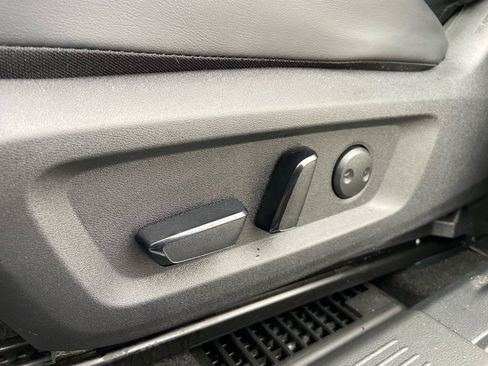 Used 2024 Nissan Rogue SV w/ SV Premium Package FWD image 11