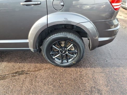 Used 2020 Dodge Journey SE w/ Blacktop Package image 21