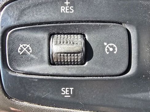 Used 2020 GMC Sierra 1500 4x4 Crew Cab w/ Convenience Package image 27