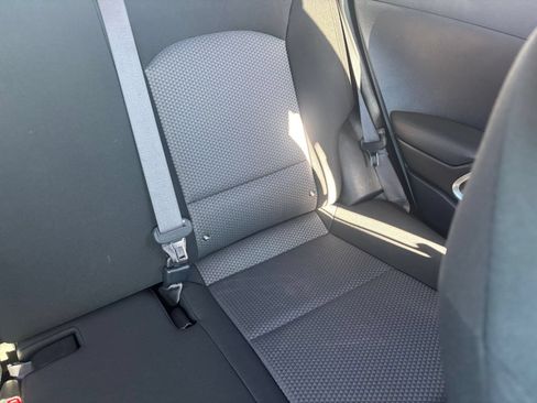 Used 2025 Kia Soul LX w/ LX Technology Package FWD image 34