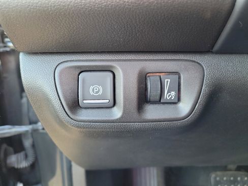 Used 2020 GMC Acadia SLT w/ Premium Package image 21