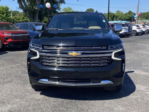 Used 2023 Chevrolet Tahoe Premier RWD image 2