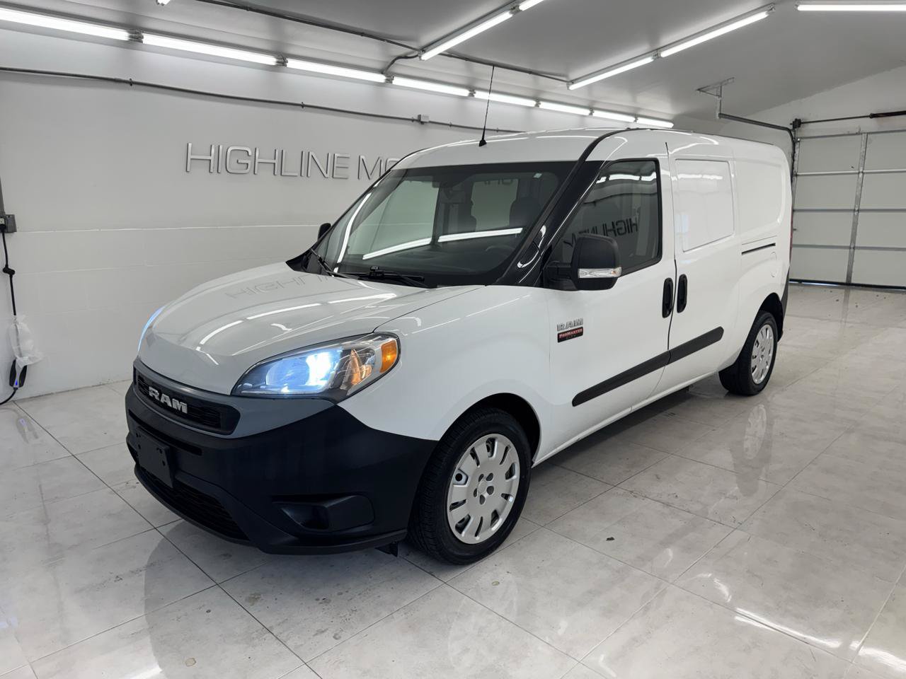 Used 2021 RAM ProMaster City Tradesman FWD image 1