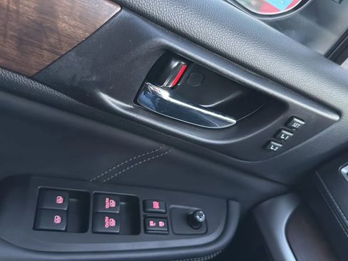 Used 2018 Subaru Outback 2.5i Limited image 22