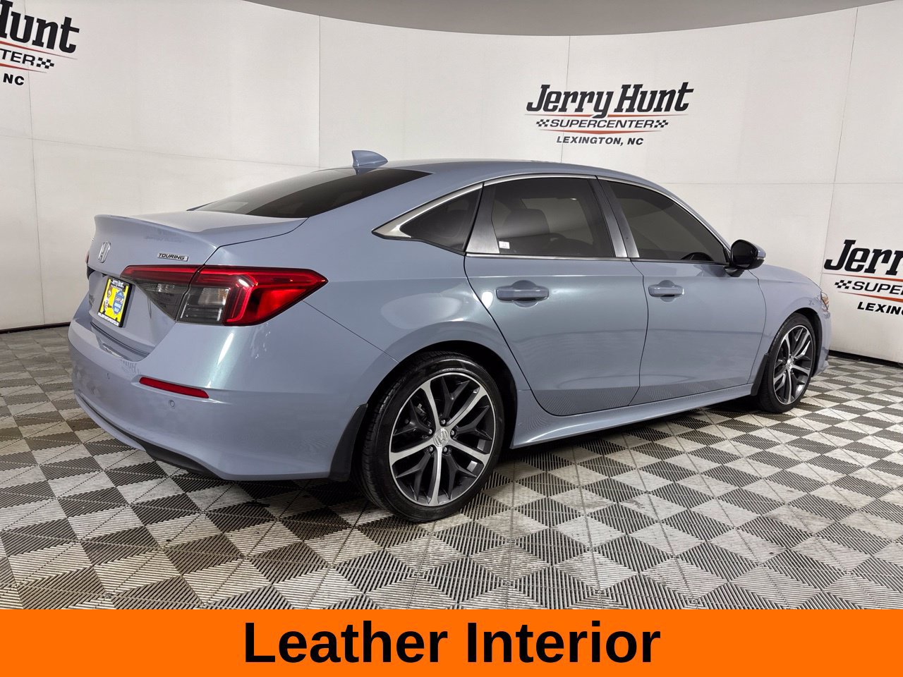 Used 2024 Honda Civic Touring image 5