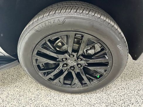 Used 2023 Chevrolet Tahoe RST image 8