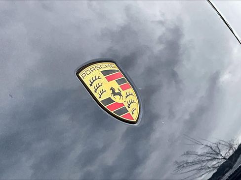 Used 2020 Porsche Macan S image 10