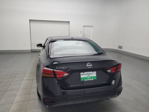 Used 2024 Nissan Altima 2.5 SV image 6