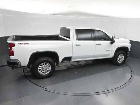 Used 2023 Chevrolet Silverado 2500 LTZ AWD/4WD image 31